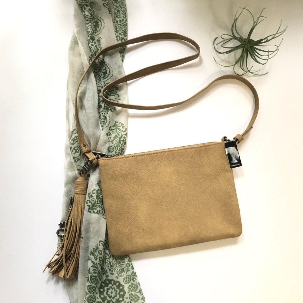 Express Tassel Key Crossbody Purse Bag Tan